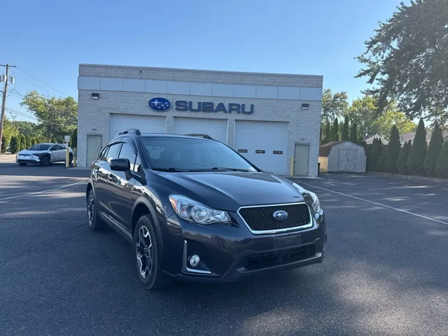 2016 Subaru Crosstrek 2.0i Limited photo 1