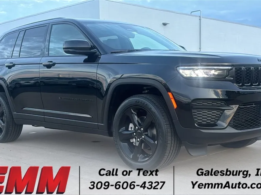 2025 Jeep Grand Cherokee Altitude photo 1