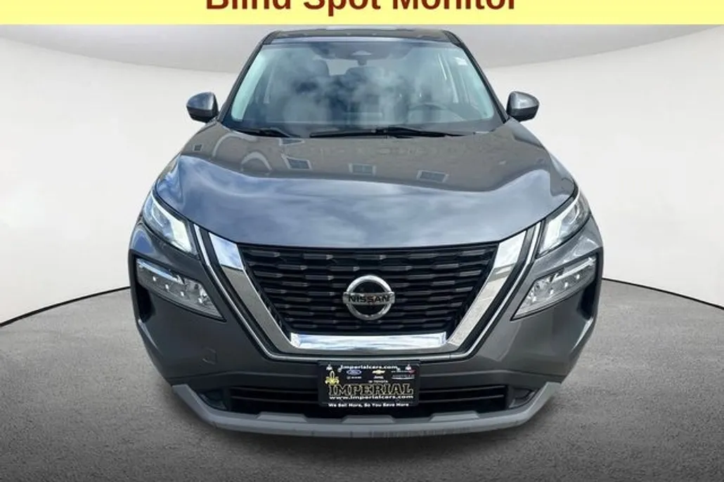 2021 Nissan Rogue SV photo 1