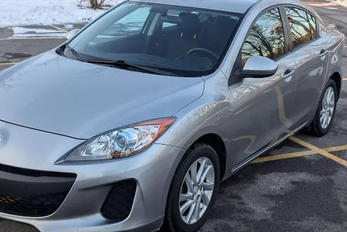 2012 Mazda Mazda3 Touring photo 2