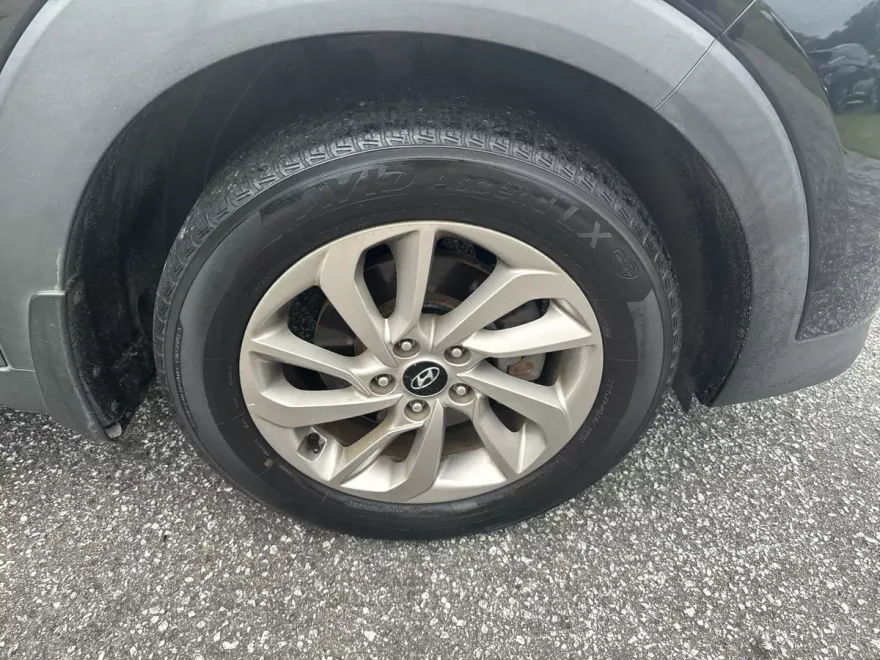 2016 Hyundai Tucson SE photo 1