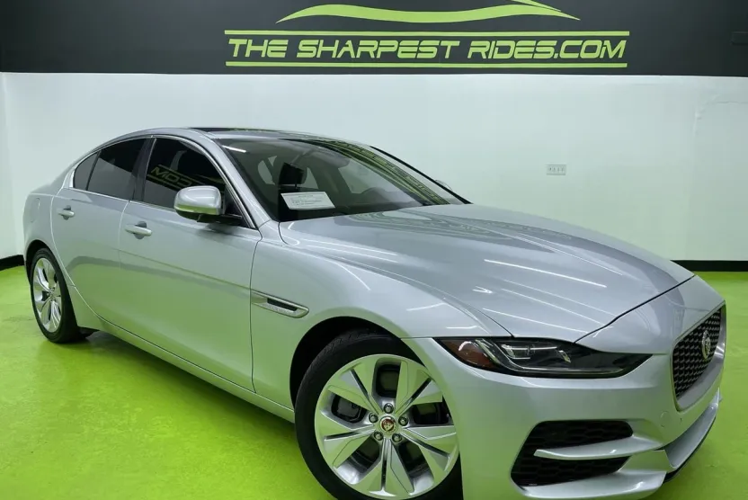 2020 Jaguar XE S photo 1