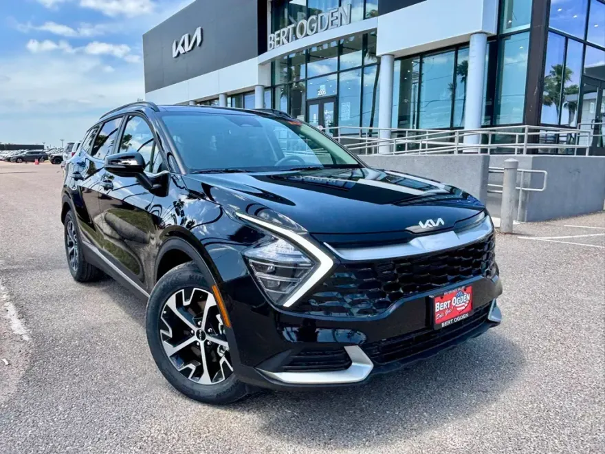 2025 Kia Sportage EX photo 1