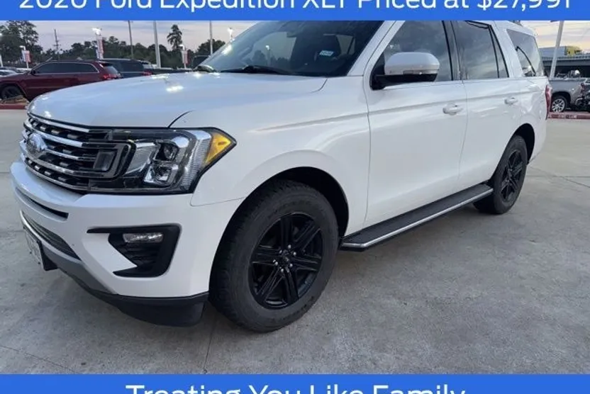 2020 Ford Expedition XLT photo 1