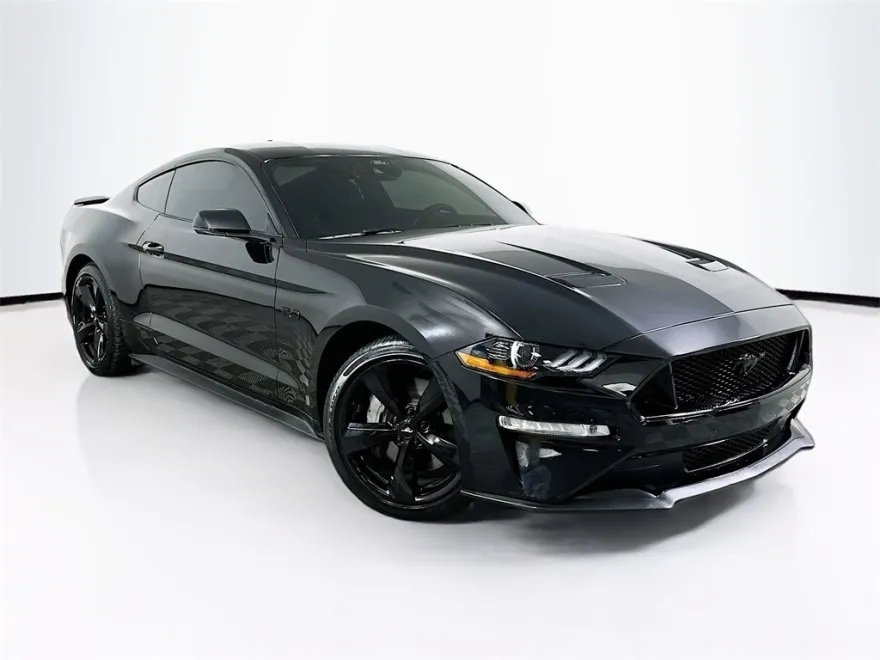 2022 Ford Mustang GT Premium photo 1