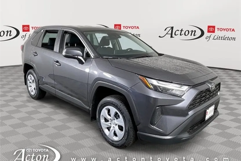 2025 Toyota RAV4 LE photo 1