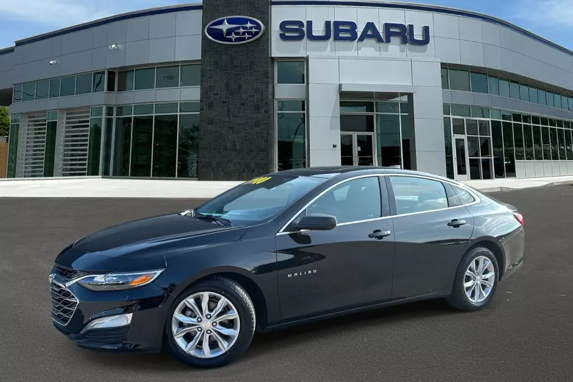 2024 Chevrolet Malibu 1LT photo 1
