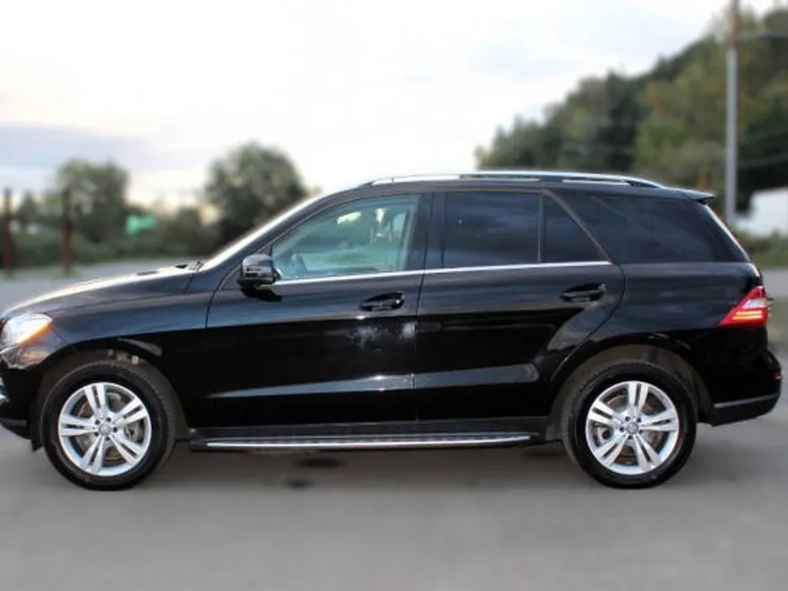 2013 Mercedes Benz ML 350 4MATIC photo 1