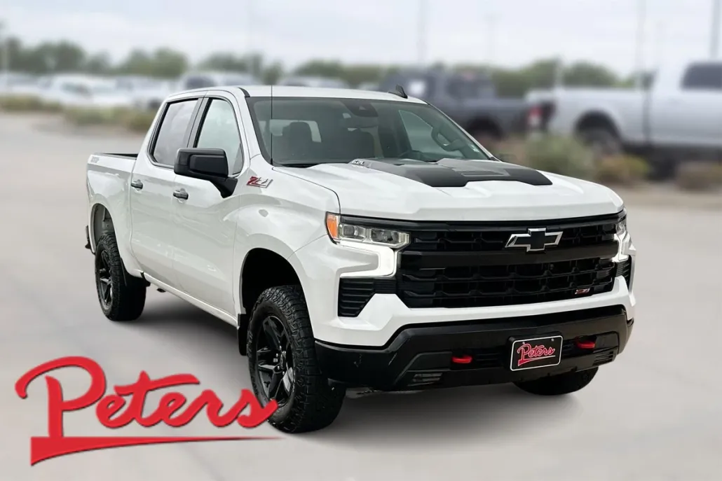 2023 Chevrolet Silverado 1500 LT Trail Boss photo 1