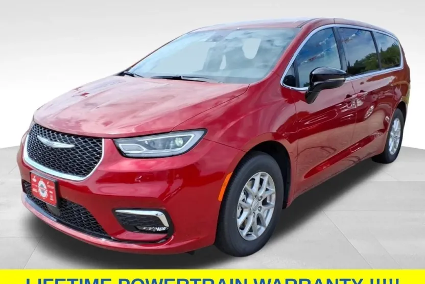 2026 Chrysler Pacifica photo 1