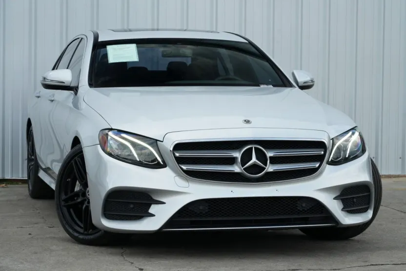 2020 Mercedes Benz E 350 AMG photo 1