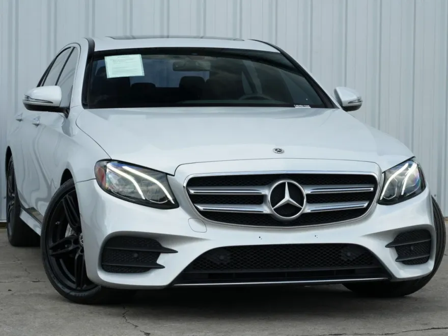 2020 Mercedes Benz E 350 AMG photo 1