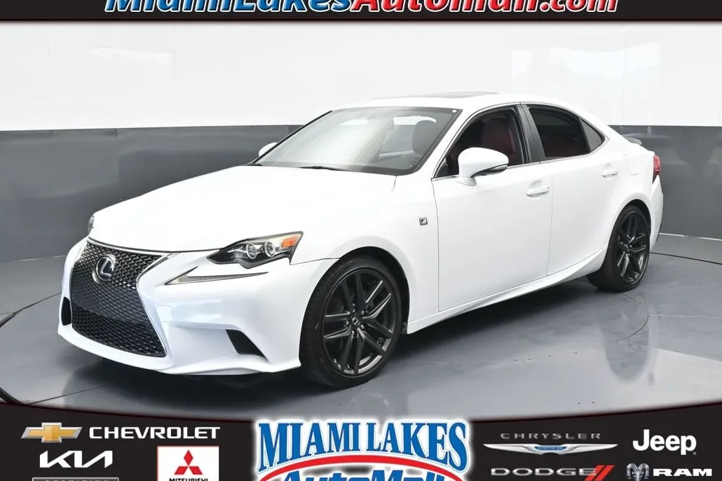 2015 Lexus IS 250 photo 1