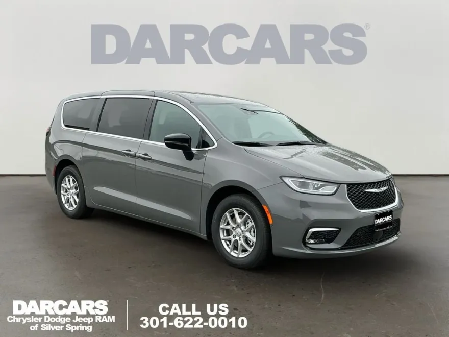 2025 Chrysler Pacifica photo 1