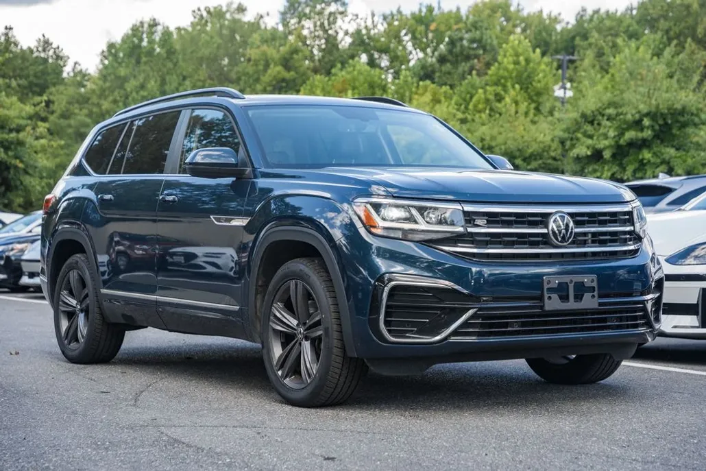 2021 Volkswagen Atlas V6 SE Technology R-Line photo 1