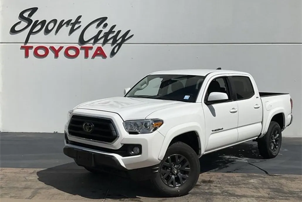 2023 Toyota Tacoma SR5 V6 photo 1