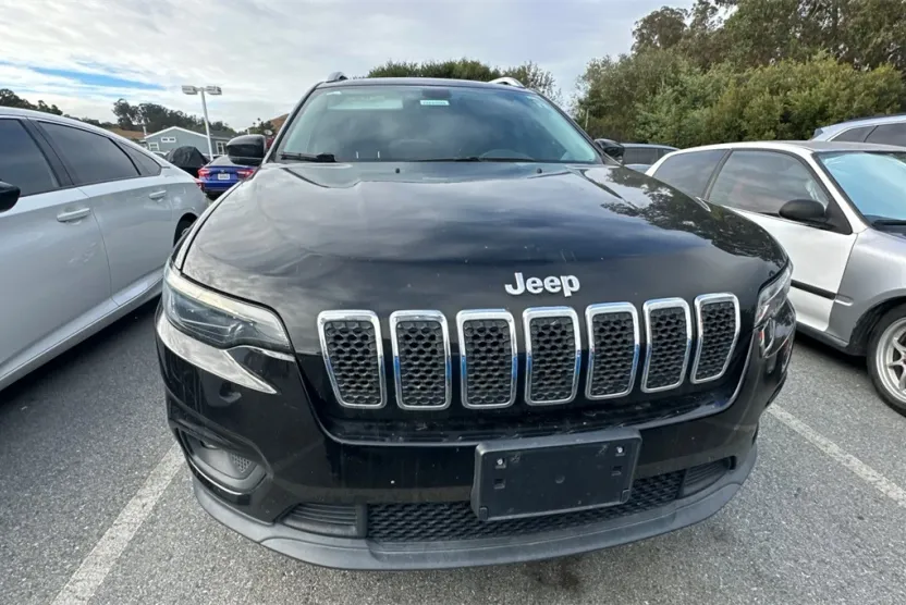 2020 Jeep Cherokee Latitude photo 1