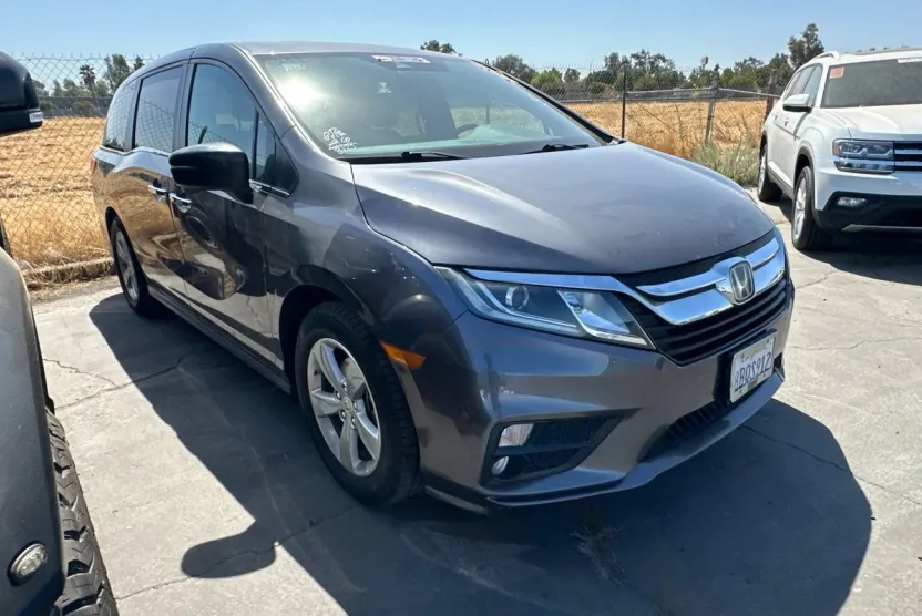 2018 Honda Odyssey EX-L photo 1