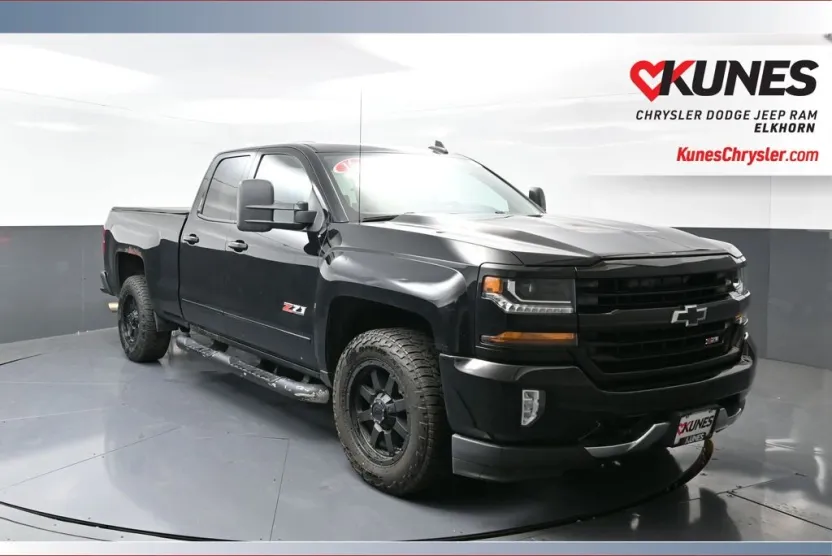 2016 Chevrolet Silverado 1500 LT photo 1