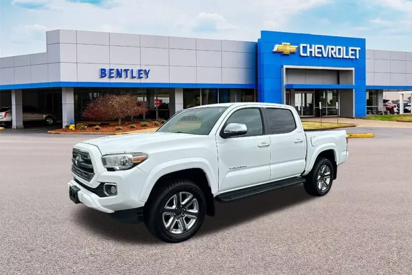 2016 Toyota Tacoma Limited V6 photo 1