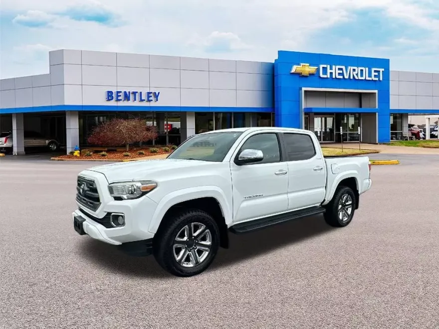 2016 Toyota Tacoma Limited V6 photo 1