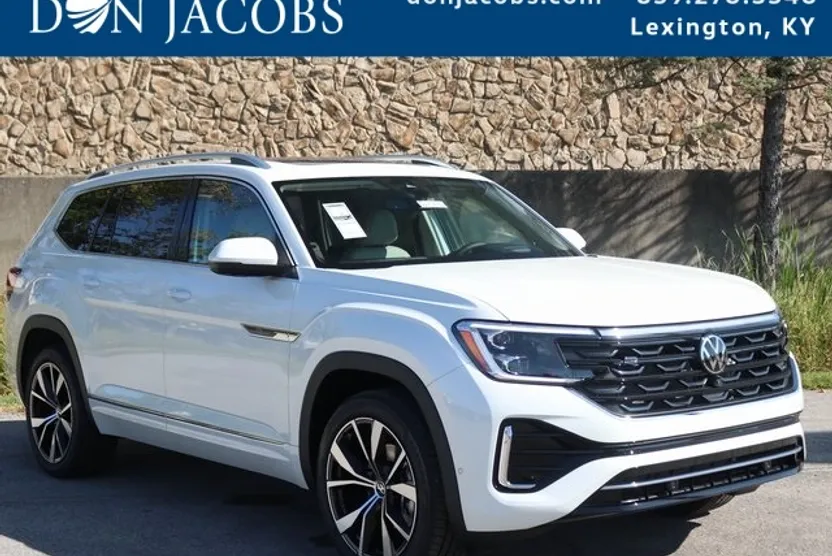 2026 Volkswagen Atlas SEL Premium R-Line photo 1