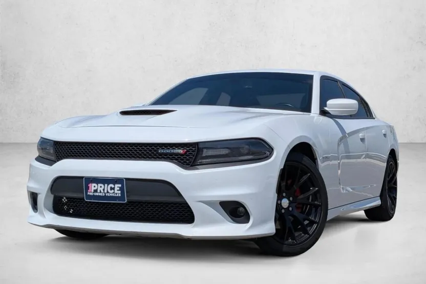 2021 Dodge Charger R/T photo 1