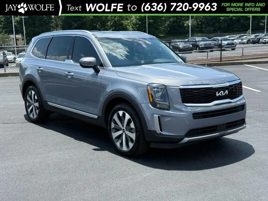 2022 Kia Telluride S photo 1