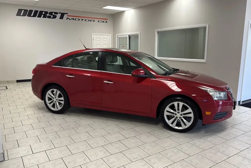 2011 Chevrolet Cruze LTZ photo 1