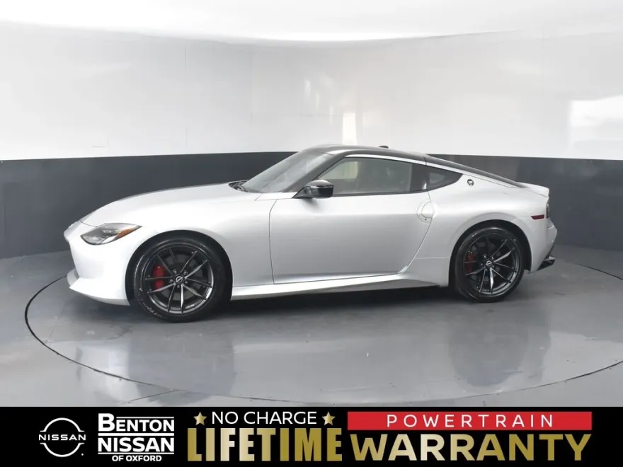 2025 Nissan Z Performance photo 1