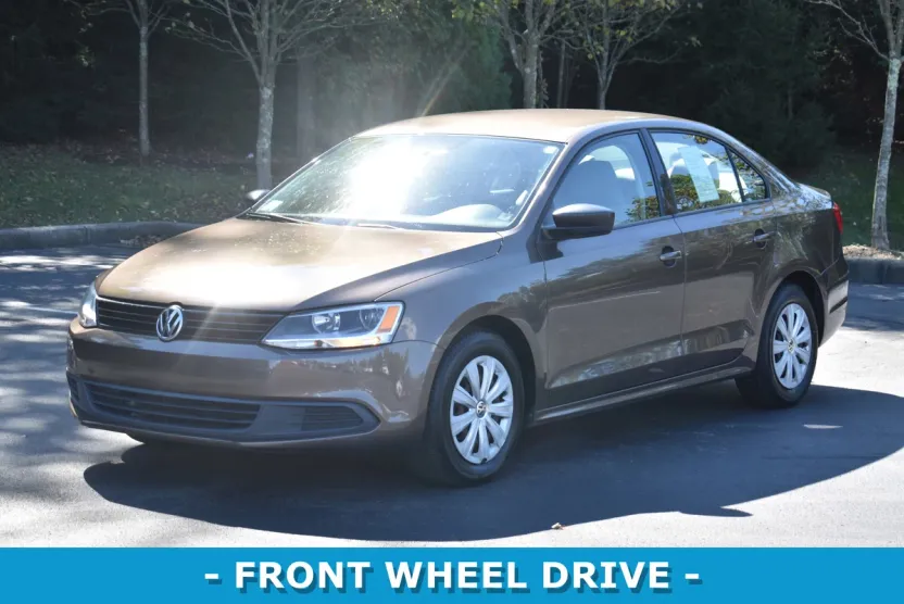 2014 Volkswagen Jetta 2.0 S photo 1
