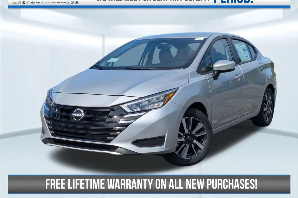 2025 Nissan Versa SV photo 1