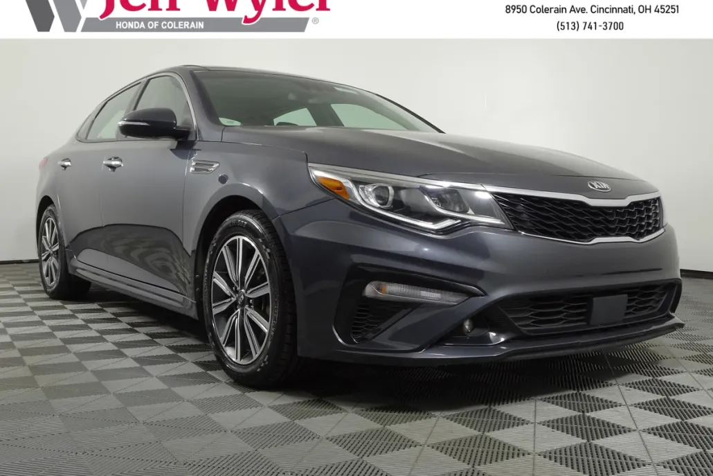 2019 Kia Optima EX photo 1