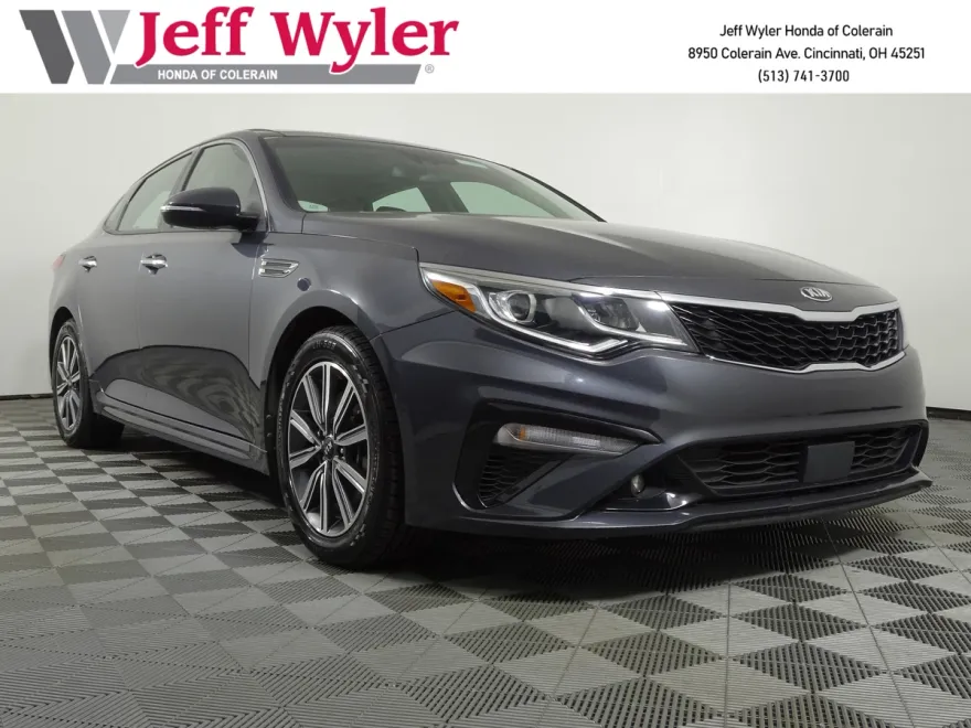 2019 Kia Optima EX photo 1