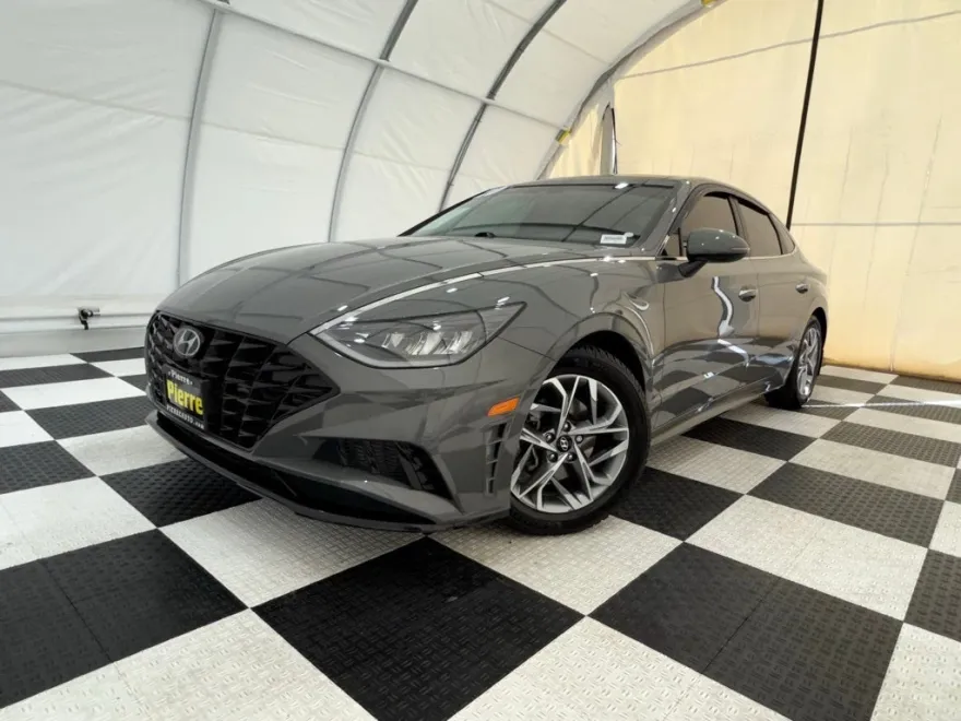 2020 Hyundai Sonata SEL photo 1