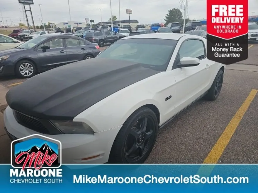 2012 Ford Mustang GT Premium photo 1