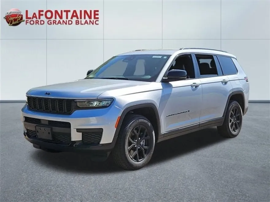 2024 Jeep Grand Cherokee Altitude photo 1