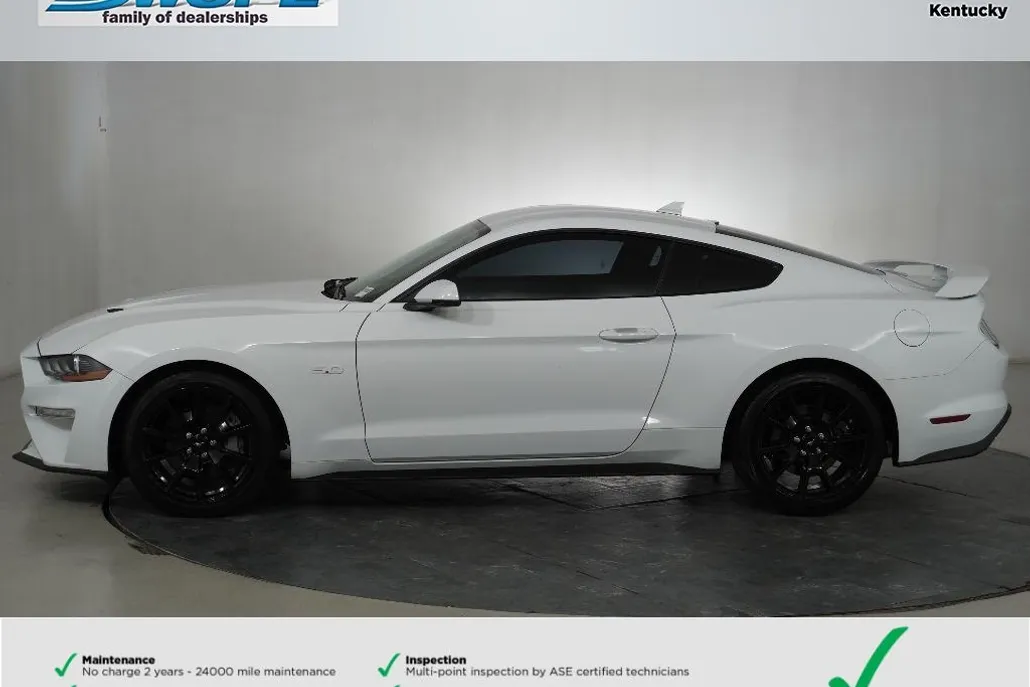 2022 Ford Mustang GT Premium photo 1