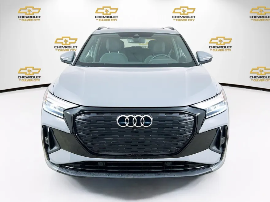2024 Audi Q4 E-tron Premium Plus photo 1