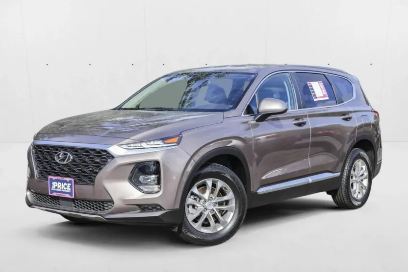 2019 Hyundai Santa Fe SE Sport photo 1