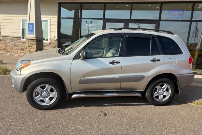 2003 Toyota RAV4 Base photo 1