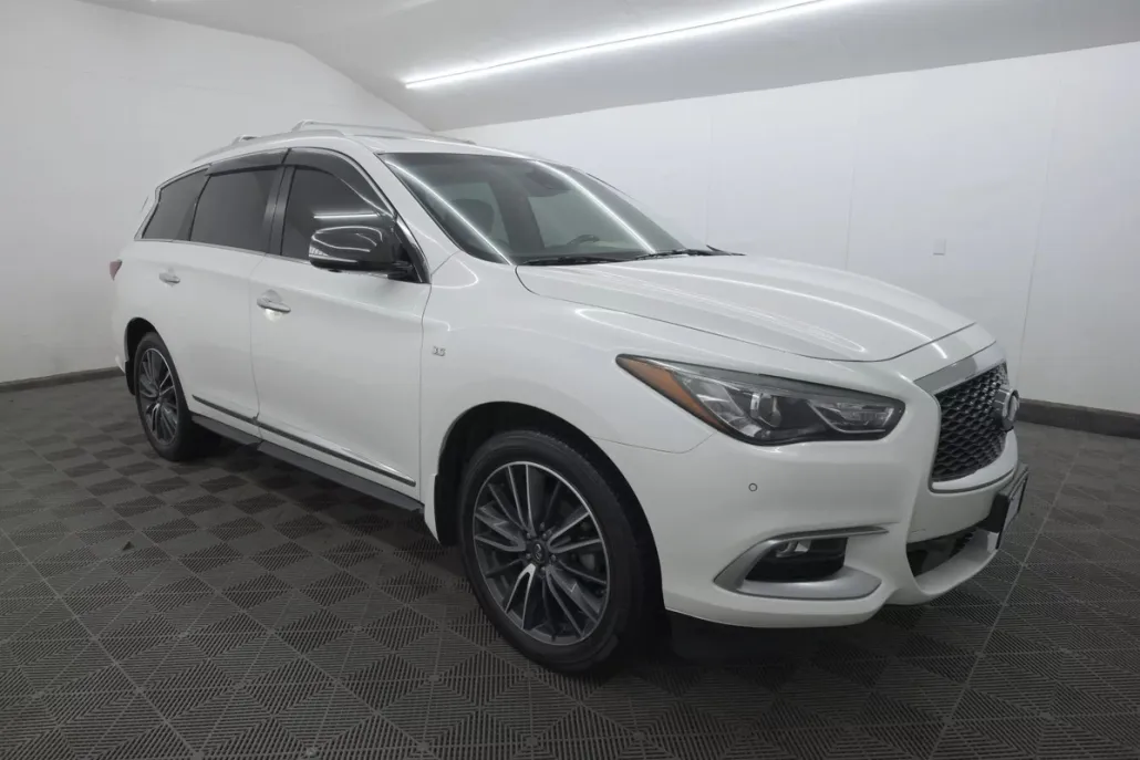 2016 Infiniti QX60 3.5 photo 1