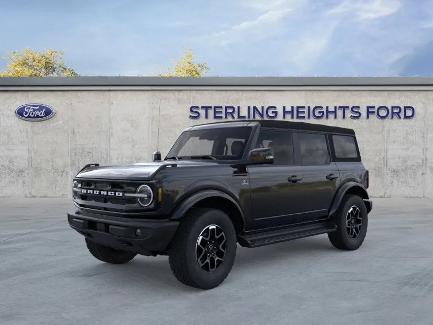 2025 Ford Bronco Outer Banks photo 1