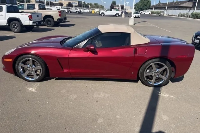2007 Chevrolet Corvette Convertible photo 1