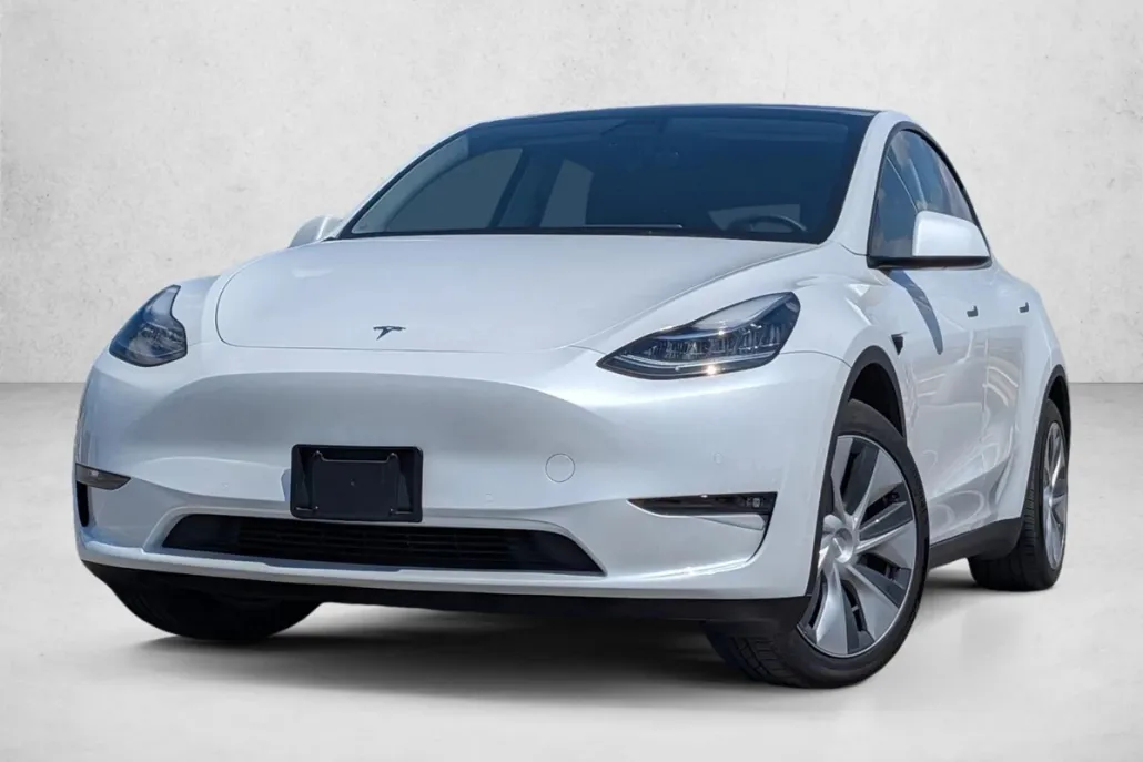 2022 Tesla Model Y Long Range photo 1