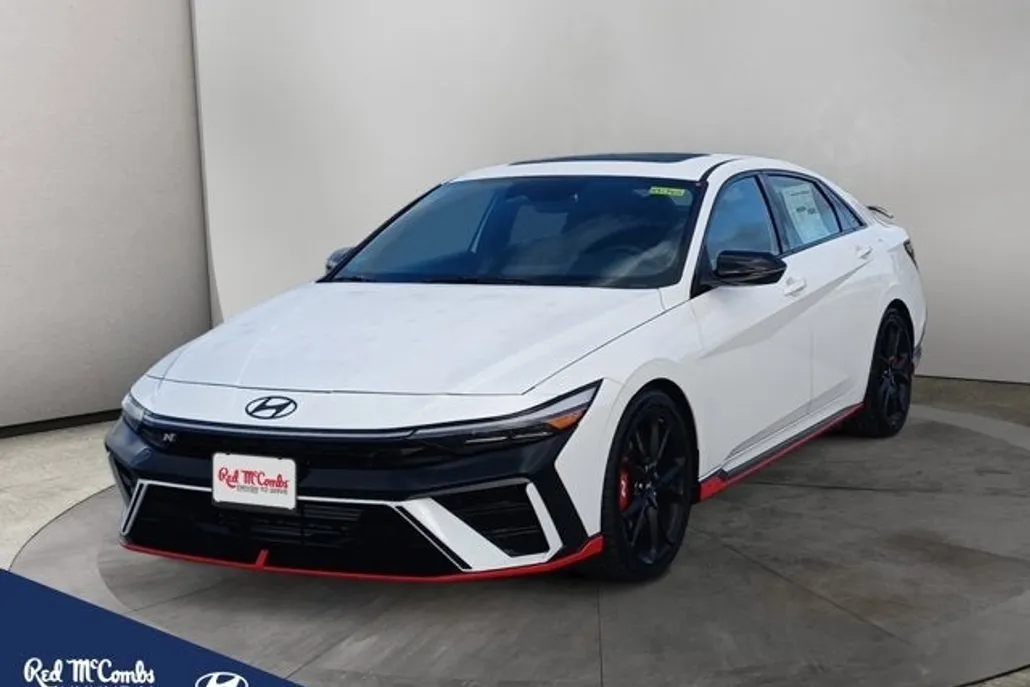 2025 Hyundai Elantra N photo 1