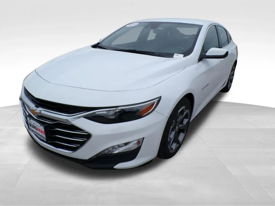 2024 Chevrolet Malibu 1LT photo 1