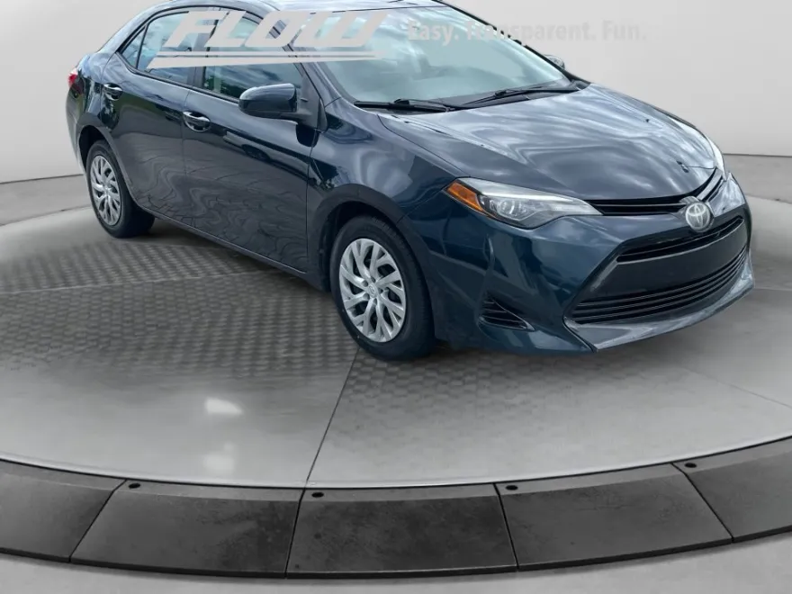 2017 Toyota Corolla L photo 1