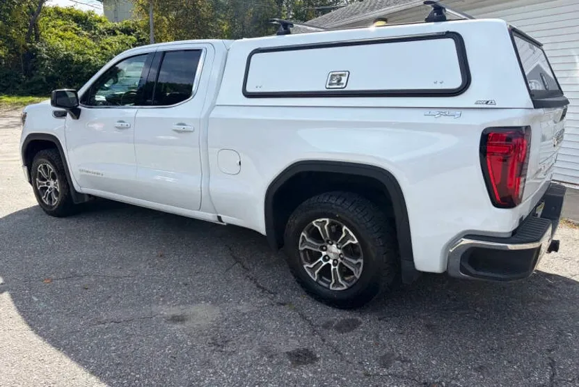 2022 Gmc Sierra 1500 Limited SLE photo 1