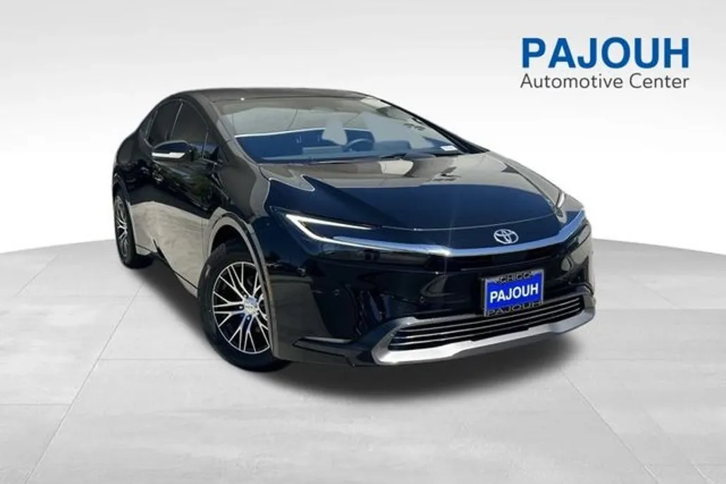 2024 Toyota Prius XLE photo 1